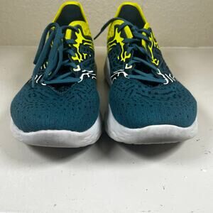 Men’s Fresh Foam Beacon v3 'Teal Sulphur Yellow' - excellent condition-size 10.5